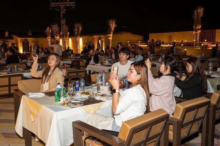 Safari dans le désert en soirée avec dîner barbecue au camp du patrimoine arabe