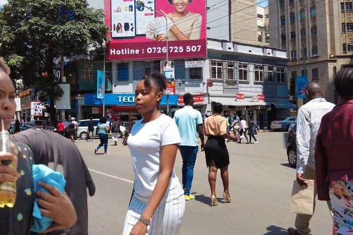 Nairobi by orienteringstur med Bomas Cultural Dance Show