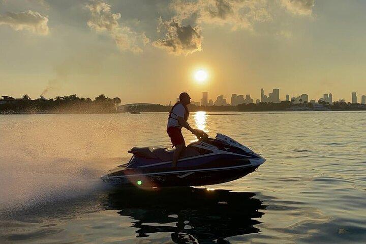 Miami Beach Jet-Ski-Verleih mit Bootsfahrt