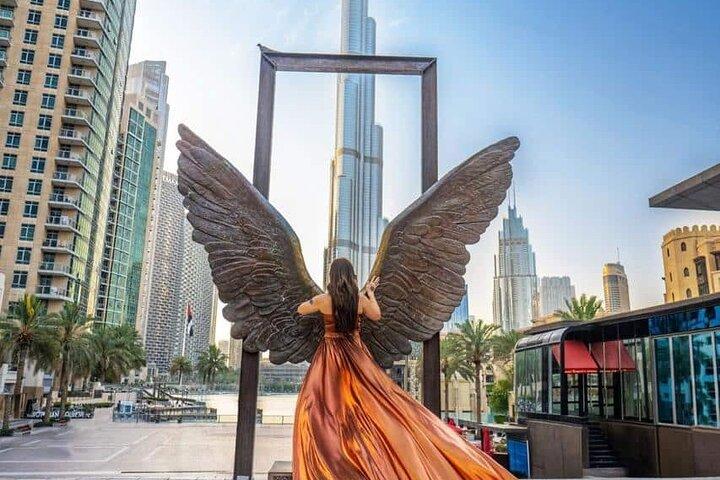 Robe volante avec Burj Khalifa Vues et vidéographie Shoot