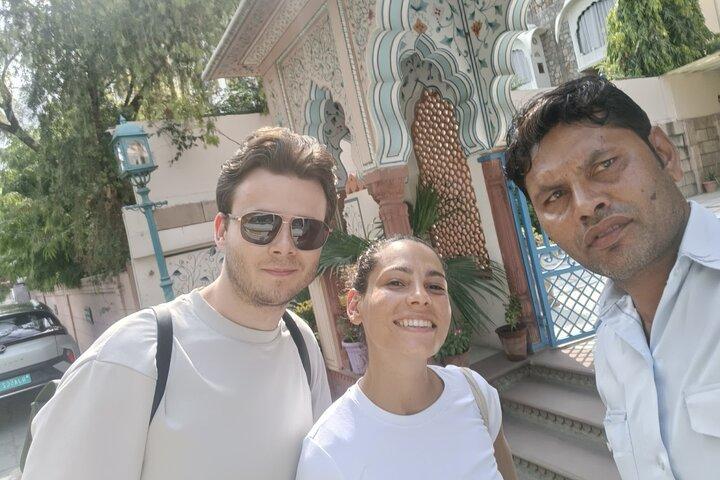 Explorez la journée complète Jaipur Guided Tour en voiture avec guide