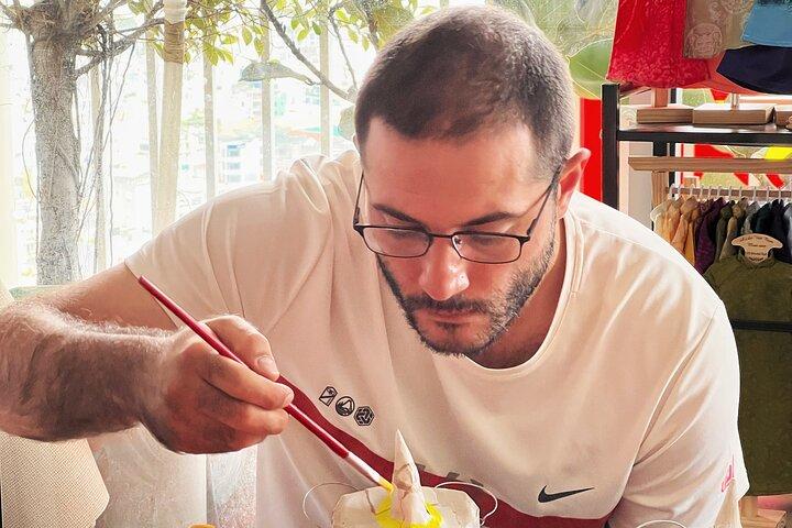 HCM City: Workshop de criação de cabeça de leão tradicional