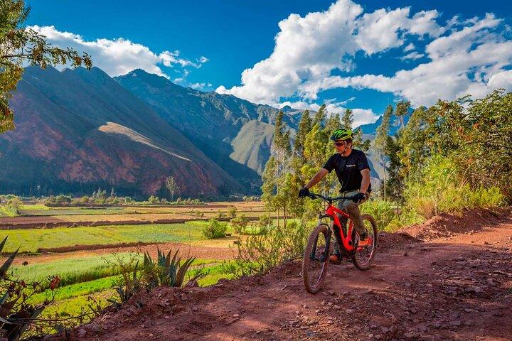 Excursion d'une demi-journée à vélo dans la Vallée Sacrée au Pérou
