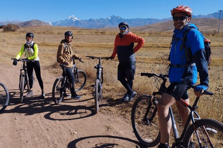 Excursion d'une demi-journée à vélo dans la Vallée Sacrée au Pérou