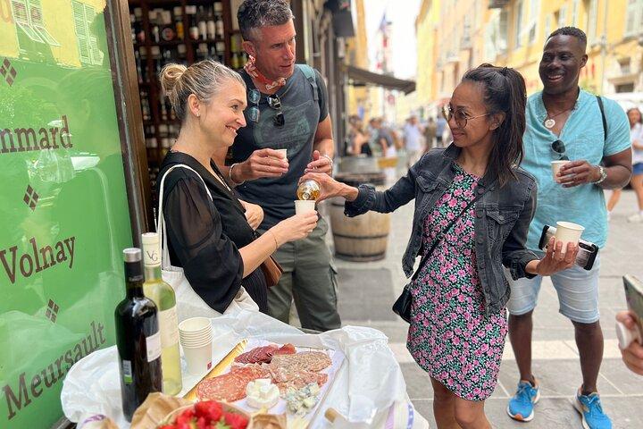 Tour gastronomico del centro storico di Nizza e del mercato locale con 10 degustazioni autentiche
