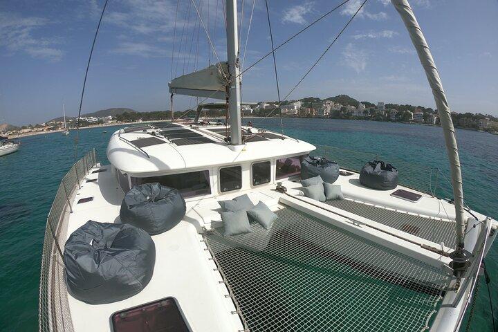 Mallorca Catamaran Boat Tour with Tapas - small group -