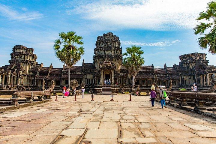 Indochina 10 - Day Unforgettable Journey