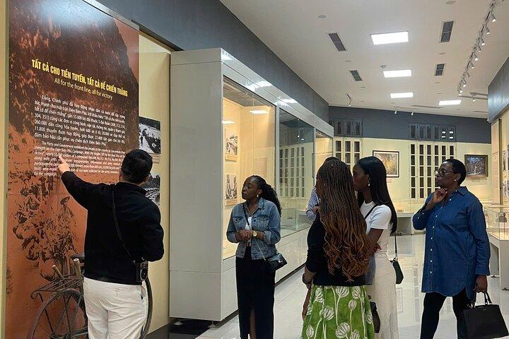Hanoi Hoa Lo Prison and War museums Tour