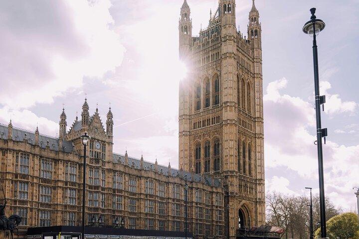 Best London Sightseeing Tour with Qualified Local Guide