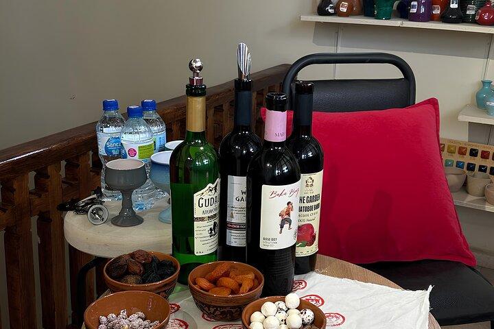 Taschkent : Weinprobe & Keramik Workshop Erfahrung