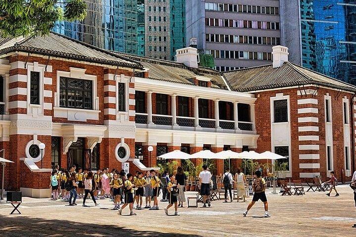 Walk Through Time at Colonial Hong Kong Tour