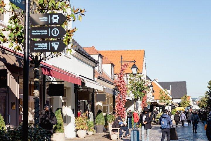 Privat tur til La Vallée Village