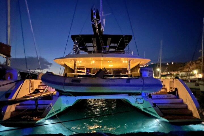 Mykonos Catamaran Solnedgångskryssning med måltid, dryck och transfer
