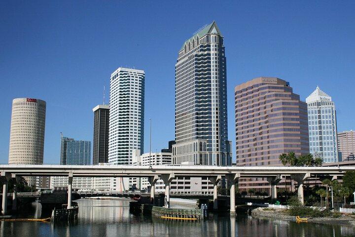 Transporte privado SUV de Aeroporto Orlando / Hotéis para Tampa City