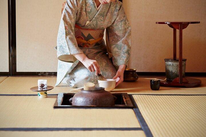 Tokyo Matcha Tea Ceremony Experience in Hanayaka