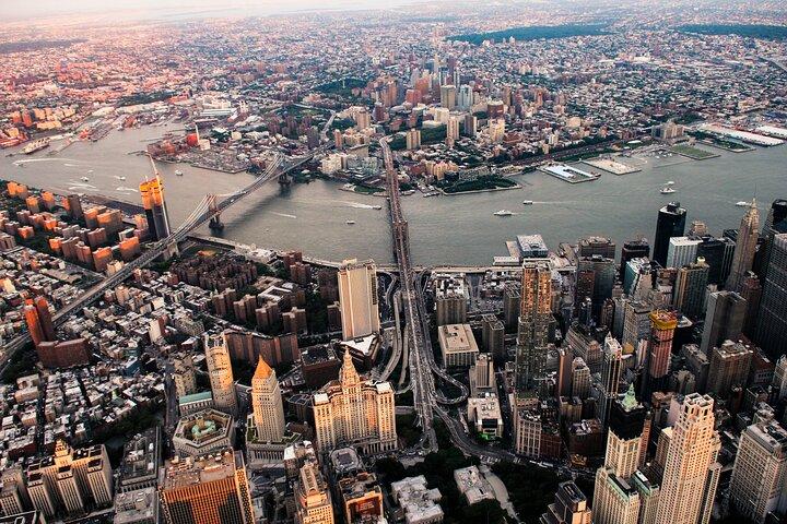 Privat transfer : NYC lufthavne til Manhattan – 105 minutter gratis vente