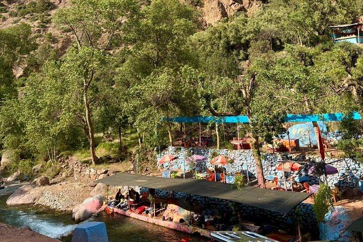 Tagesausflug durch das Ourikatal - Atlas Mountain & Berber Village
