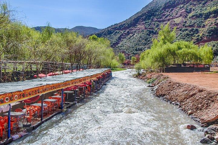 Tagesausflug durch das Ourikatal - Atlas Mountain & Berber Village