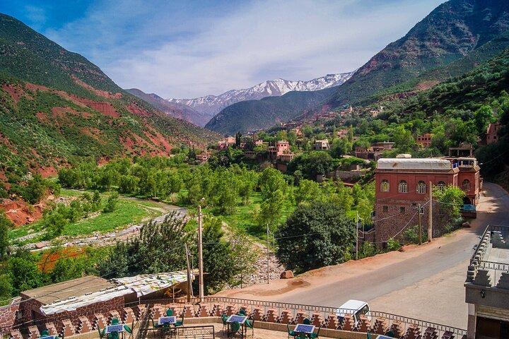 Tagesausflug durch das Ourikatal - Atlas Mountain & Berber Village