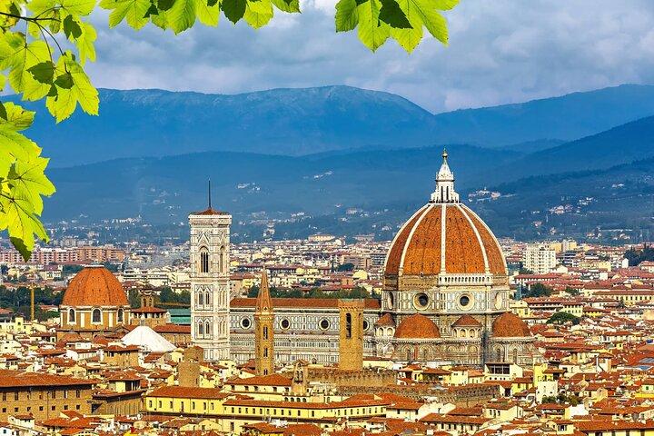 パリ発イタリア、フランス、スイス、モナコ7日間ツアー
