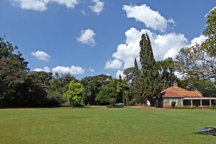 Karen Blixen Museum and Kobe Beads Center Day Tour