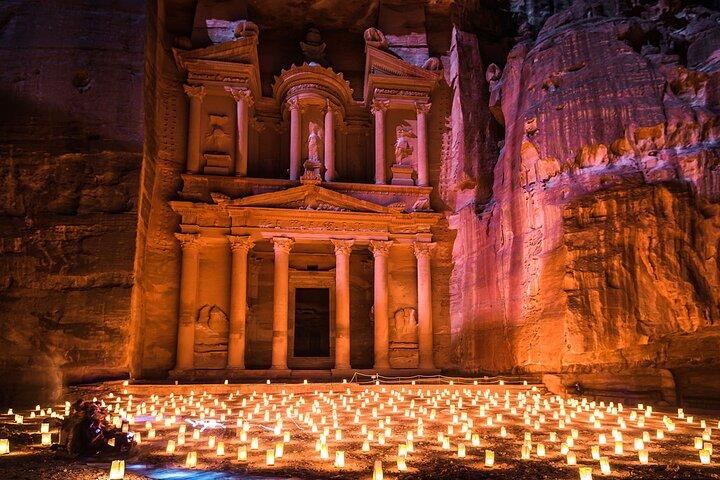 Tour di cinque giorni ad Aqaba, Petra, wadi rum, Dead see, Battesimo, nepo