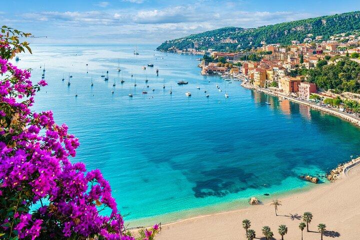 Escursione soleggiata da Nizza a Villefranche con un brivido in spiaggia
