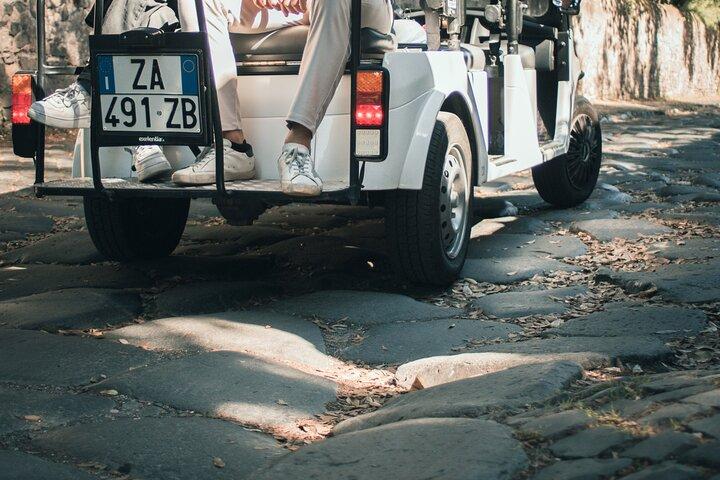 Private Tour durch Appia Antica und römische Katakomben mit Golfwagen