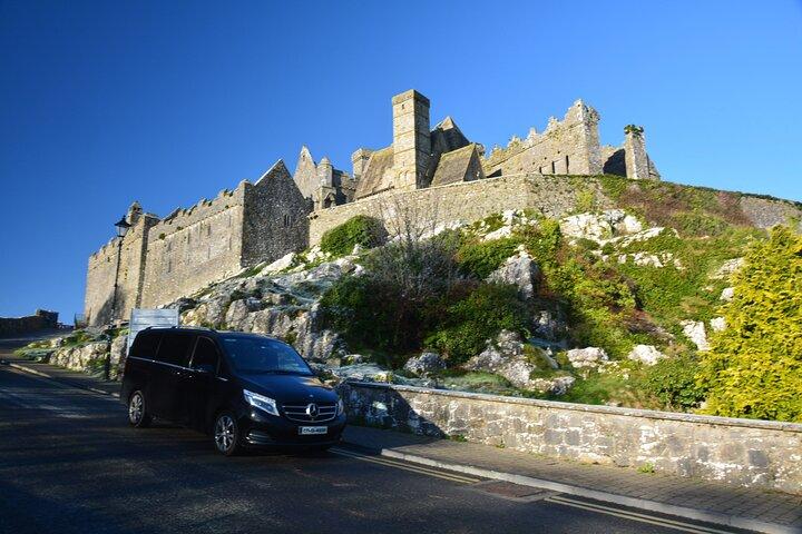 Da Cork a Dublino: Tour della Rocca di Cashel, Blarney e del Castello di Cahir
