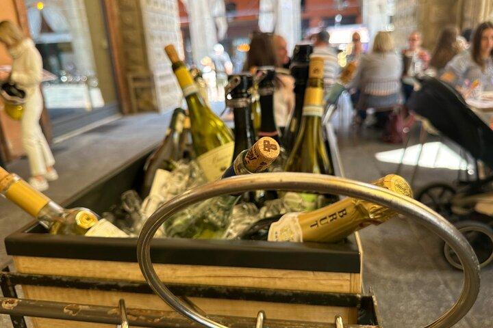 Bologna Mat- och vinprovning med stadsguidad sightseeingtur