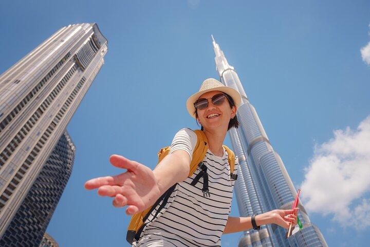 Dubai Stadtrundfahrt mit Burj Khalifa am oberen Eingang