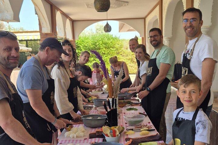 Cours de cuisine marocaine avec Chef local incroyable à Marrakech!