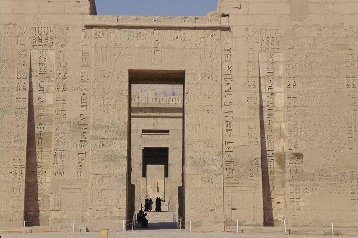 ルクソールの熱気球カルナック、ハトシェプスト、マディナットハブ寺院