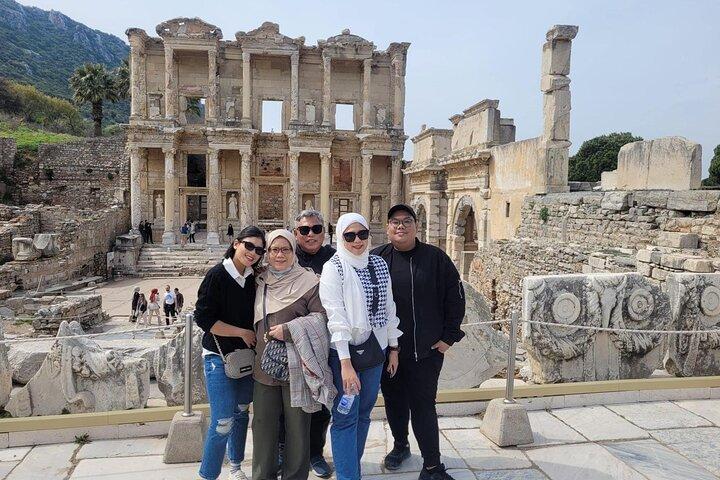Desde el puerto de Kusadasi Tour de Éfeso, Artemisa y Virgen María