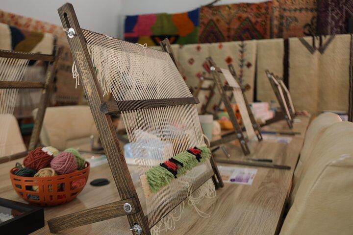 Myrugy-Small Group Rug Making Workshop in Marrakech with Licensed （マラケシュ）