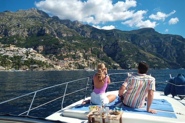 Privat krydstogt til Capri og Amalfikysten fra Sorrento eller Capri - yacht 40'