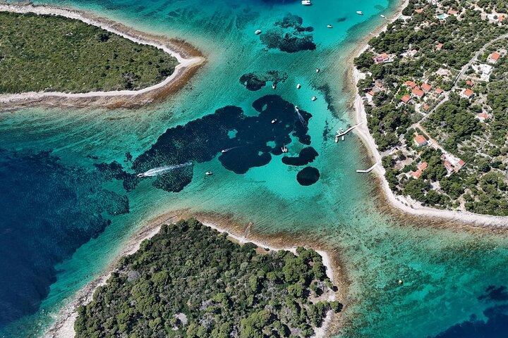 Trogir, Blue Lagoon, Excursion en bateau d'une demi-journée à Ciovo et vin depuis Split