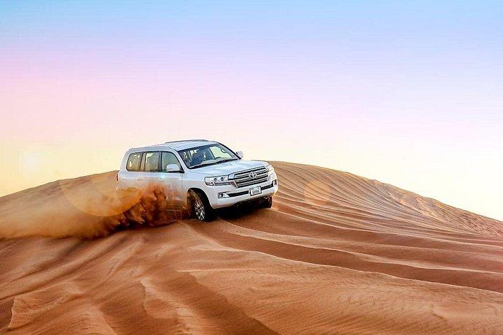 Safari VIP Red Dune con BBQ Pick/Drop Dinner Quad bike opcional