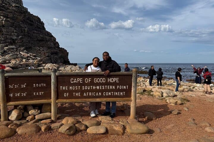Half Day Private Penguins, Cape Point & Muizenberg Beach Tour