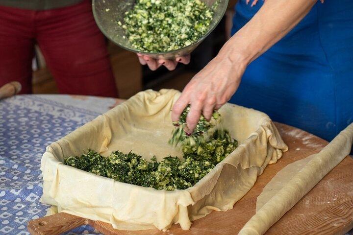 Clase de cocina en Atenas: Aprende el arte de Phyllo con Christina
