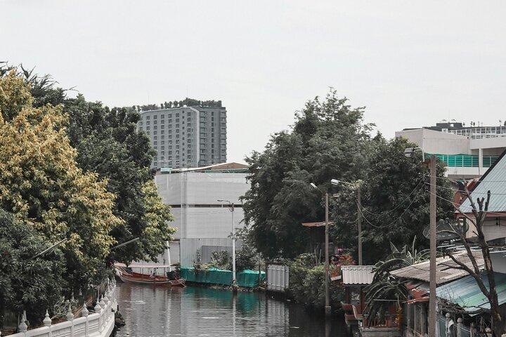 Bangkok Canal Longtail Boat Ride Experience