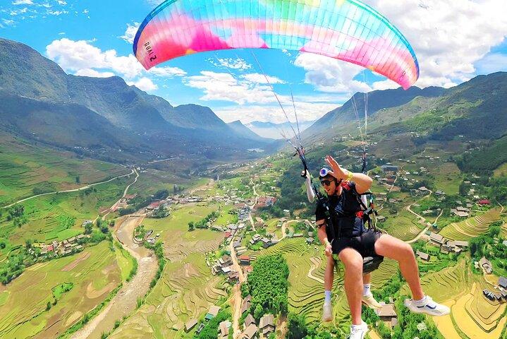 Sapa Highest Paragliding Adventure con pickup & drop-off