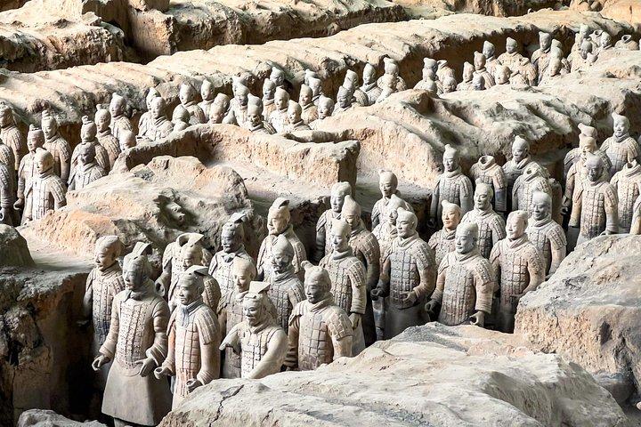 Xi’an Terracotta Warriors, City Wall and Tuktuk Food Tour