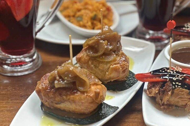 Madrid Gastronomic: タパス＆ワイン小グループツアー