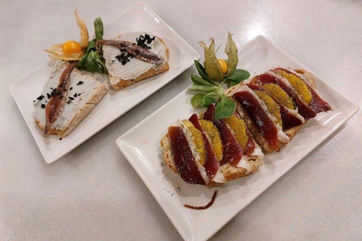 Madrid Gastronomic: タパス＆ワイン小グループツアー