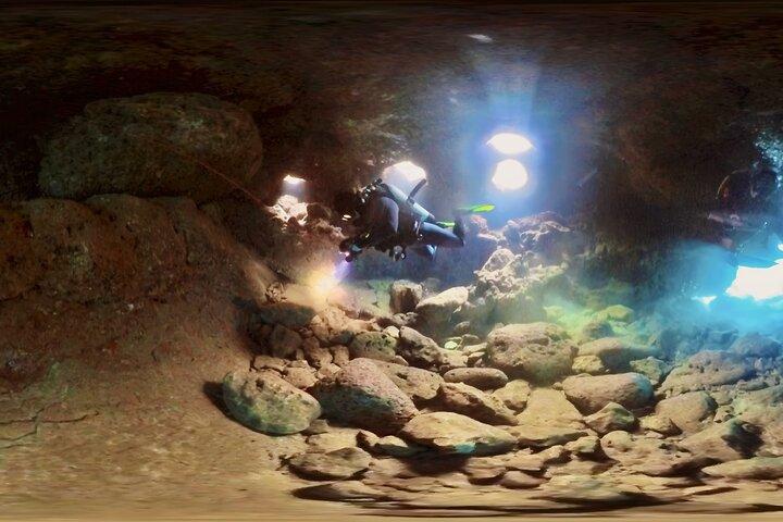 Adventure Dive - mergulho privativo guiado em túneis e cavernas