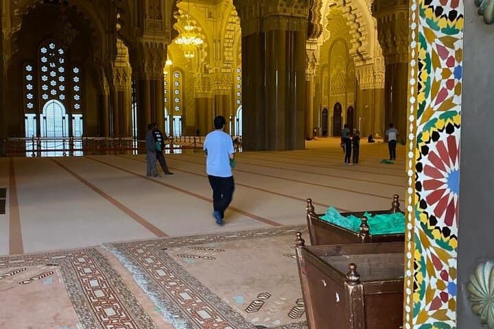 Hassan II Mosque Guided Visit with Hotel Pickup in Casablanca