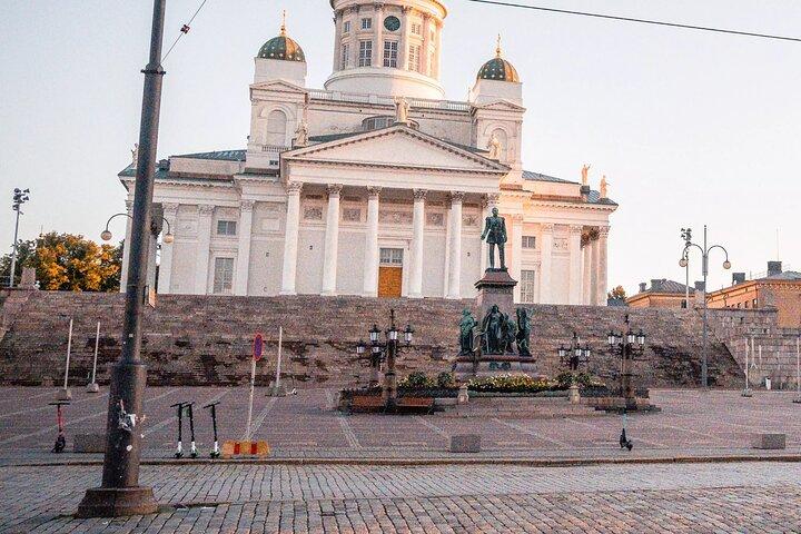 Hoofdstad van contrasten: Een zelfstandige audiotour in Helsinki