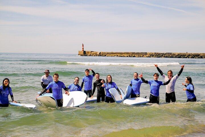 Surflessen in Porto met transfer bij Porto Surf School