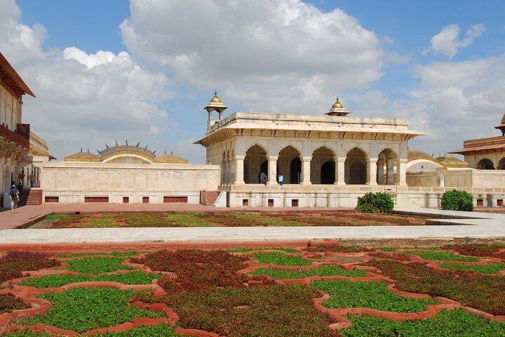 Da Jaipur: tour del forte di Taj Mahal e Agra e goccia Delhi